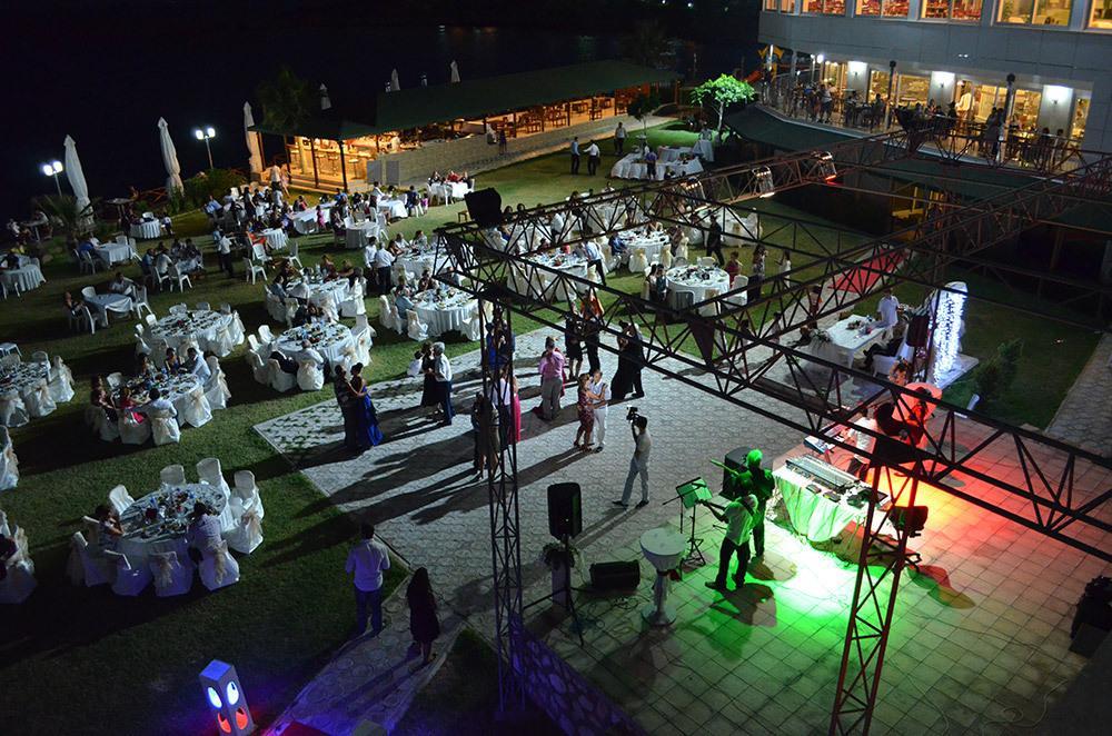Lamos Resort Hotel & Convention Center Kumkuyu Exterior foto